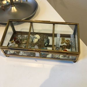 Jewelry organizer